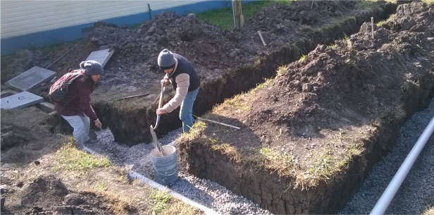 Autoconstrucción de un sistema de tratamiento de aguas residuales en vivienda de madera