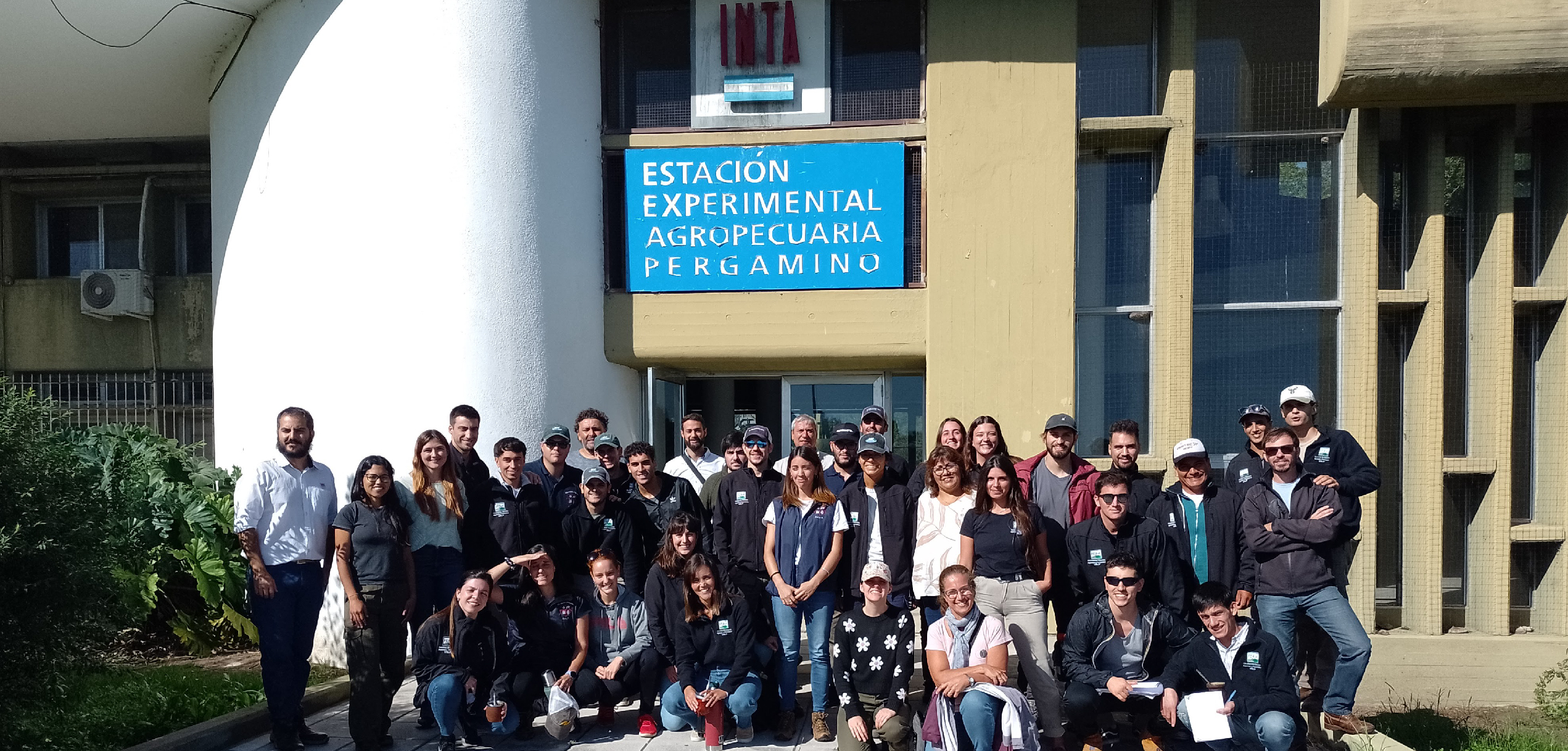 Visita de estudiantes del curso Oleaginosas y Cultivos Regionales a Pergamino