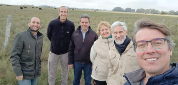 Técnicos de la  Facultad de Ingeniería visitan el establecimiento  