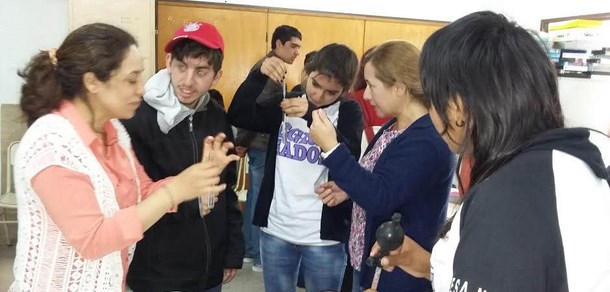 Seminario en la Escuela Agropecuaria de Abasto