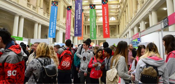 Convocatoria para Beca de Experiencia Laboral para Expo Universidad