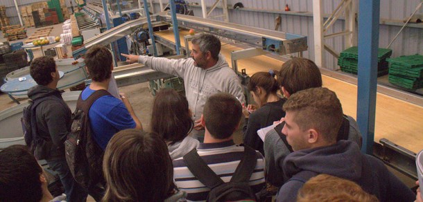 Productores recibieron a estudiantes de Primer año de la Facultad