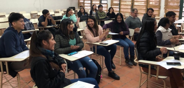 Entrega de diplomas de la 2da cohorte de la Diplomatura Universitaria para Productores Hortícolas y Florícolas