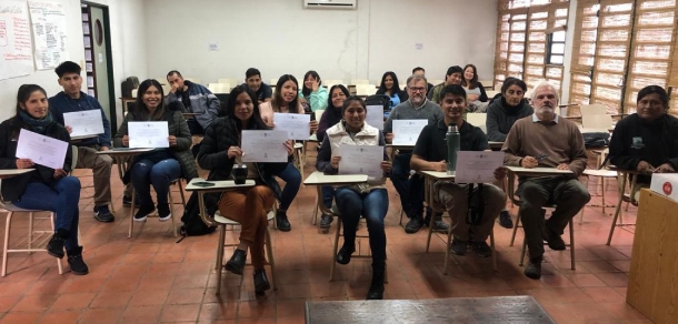 Entrega de diplomas de la 2da cohorte de la Diplomatura Universitaria para Productores Hortícolas y Florícolas