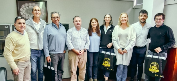 Visitas de la coordinación de campos y la Prosecretaría de extensión a Facultad de Ciencias Agropecuarias de la Universidad Nacional de Córdoba y a la Facultad de Ciencias Agrarias de la Universidad Nacional de Rosario