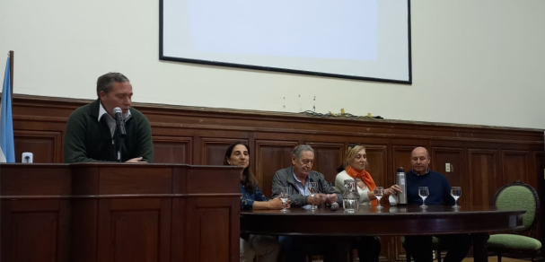 Disertación y mesa redonda: La nutrición vegetal en la Horticultura y Fruticultura