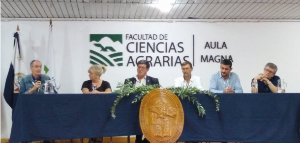 Docentes y estudiantes de la carrera de Ingeniería Forestal participaron en el VII Congreso Forestal Latinoamericáno y en el V Congreso Forestal Argentino CONFLAT 2023