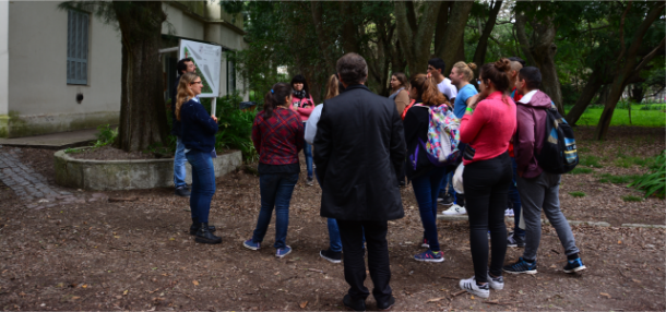 Iniciaron las visitas de escuelas secundarias a la Facultad 