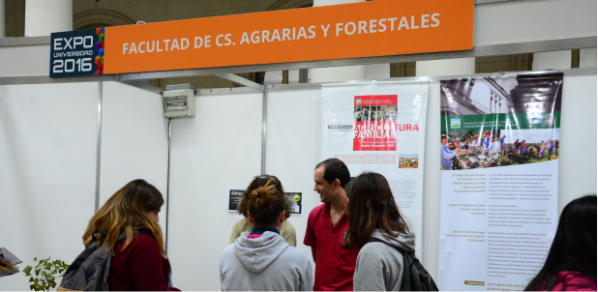 Estudiantes secundarios visitaron nuestra Facultad