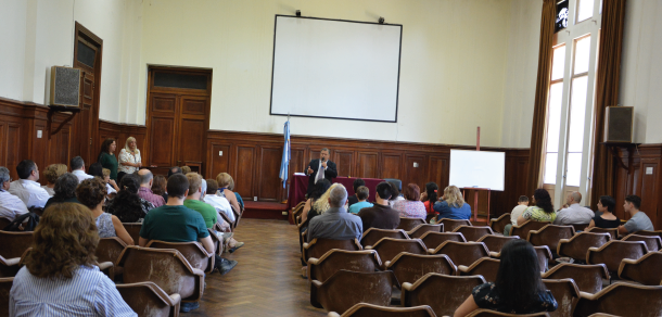 Acto reconocimiento no docentes