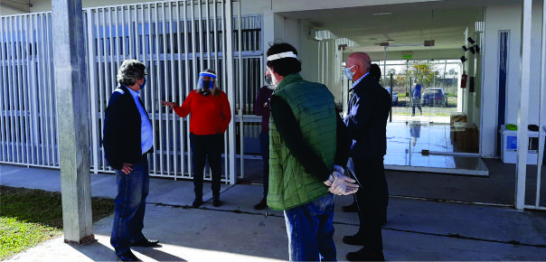 VISITA AL CENTRO DE LA MADERA DE AUTORIDADES DEL MINISTERIO DE DESARROLLO AGRARIO