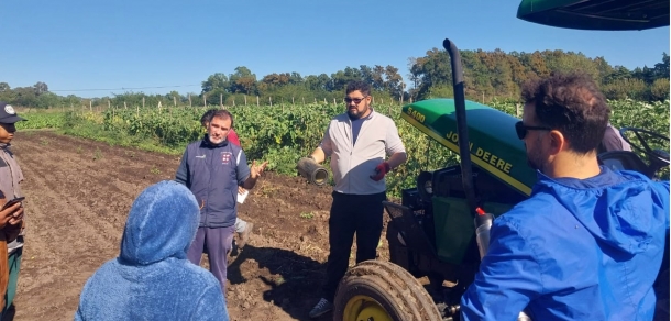 Capacitación en el marco del Programa de Extensión “Tractor para la inclusión” 