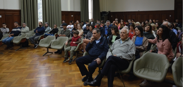 Nuestra Facultad reconoce a compañeros Nodocentes renombrando aulas del edificio central