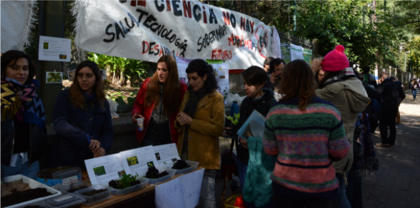 Cabildo abierto en defensa a la ciencia en Argentina