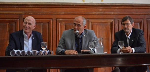 Se reconocieron a la Decana y Decanos de la Democracia en nuestra Facultad