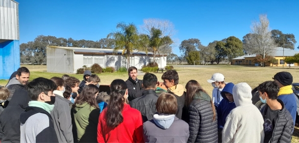 Jornada de capacitación “Tractores agrícolas. Uso seguro y eficiente” en la escuela Secundaria Agropecuaria N°1 Gral. Lucio V. Mansilla  