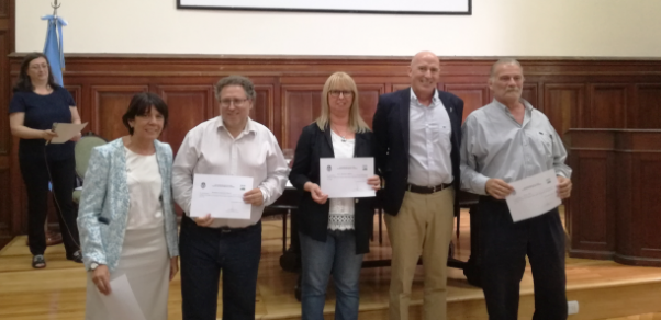 Emotivo acto de reconocimiento a nuestros docentes