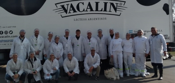 Visita del Curso Optativo de Productos Lácteos a VACALÍN