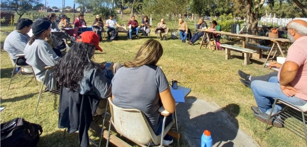 Taller: Intercambio de Experiencias de “Apicultura agroecológica”: Casos de Argentina y Chile