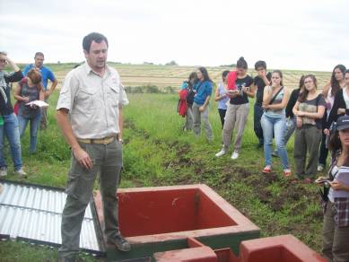 Estudiantes de la FCAyF realizan viaje integrador a Entre Ríos