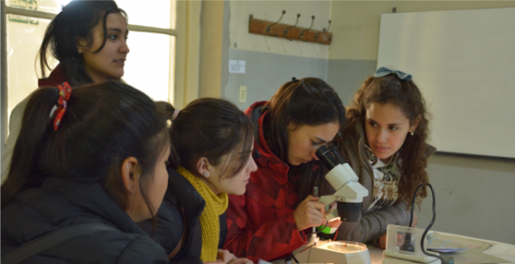 Iniciaron las visitas de escuelas secundarias a la Facultad 