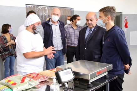 El ministro de Producción, Ciencia e Innovación Tecnológica visitó la Estación Experimental