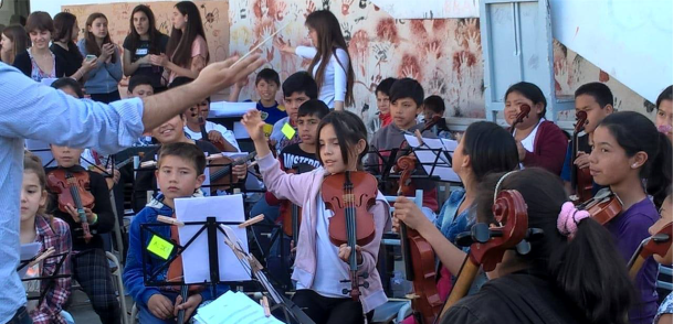 Primer concierto de la Orquesta Escuela de la UNLP