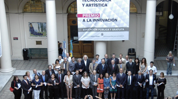 Premio a la Labor Científica, Tecnológica y Artística de la UNLP 2014 