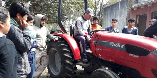 Nueva jornada de intercambio en el Hogar del Padre Cajade