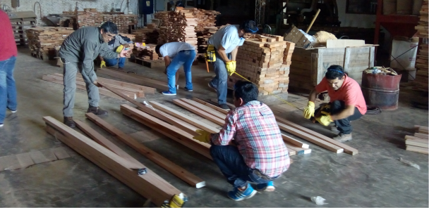 Curso de oficio de armadores de piezas partes de viviendas de madera