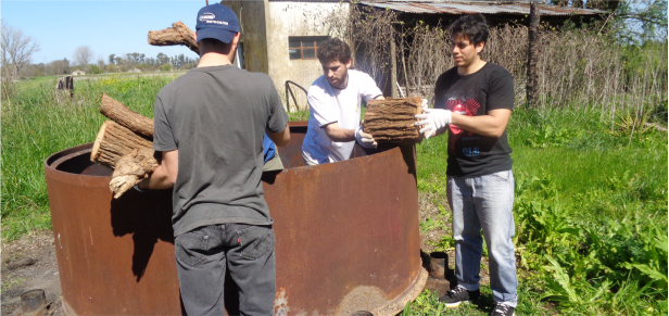 Práctica de Carbonización de estudiantes de 5to año