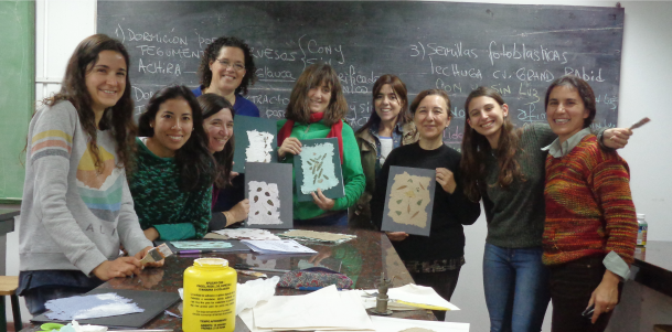 Curso de Extensión “Elaboración de Papel Artesanal” 