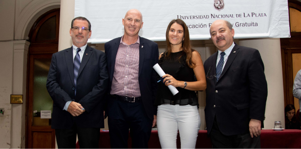 La UNLP reconoció a sus mejores Egresados 2017