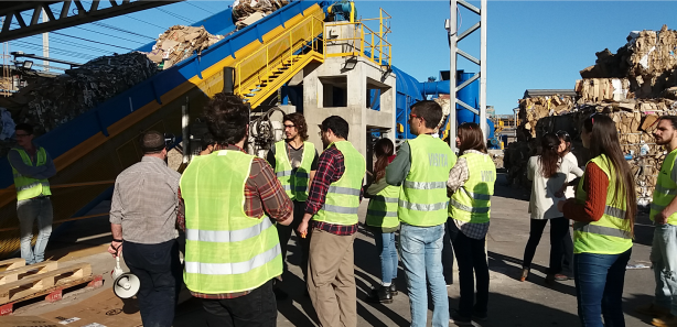 Visita de estudiantes a Empresas e Instituciones del Sector Celulósico 